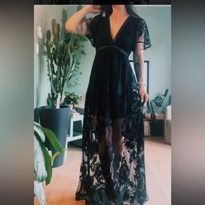 Symphony chic black dress